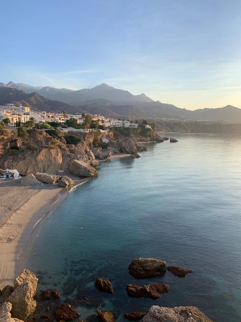 Luxury Sea View 2 Bedroom Apartment By Maison Jaken Nerja Ngoại thất bức ảnh